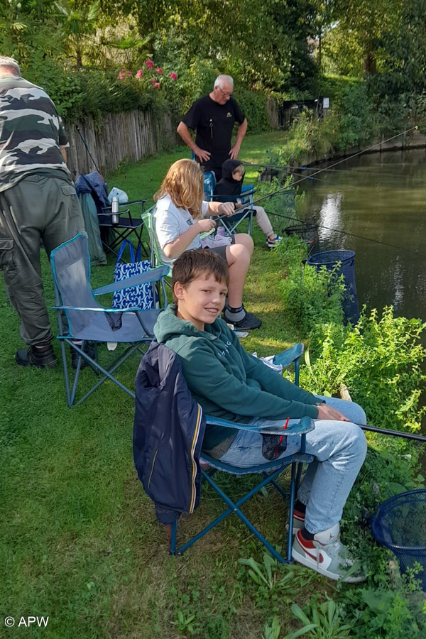 École de pêche : 40 prises malgré le vent